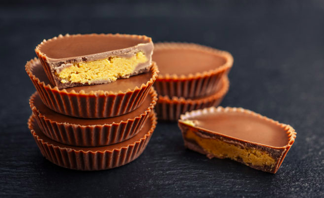 Justin’s Class Action Says Peanut Butter Cups’ Packaging is 40% Empty